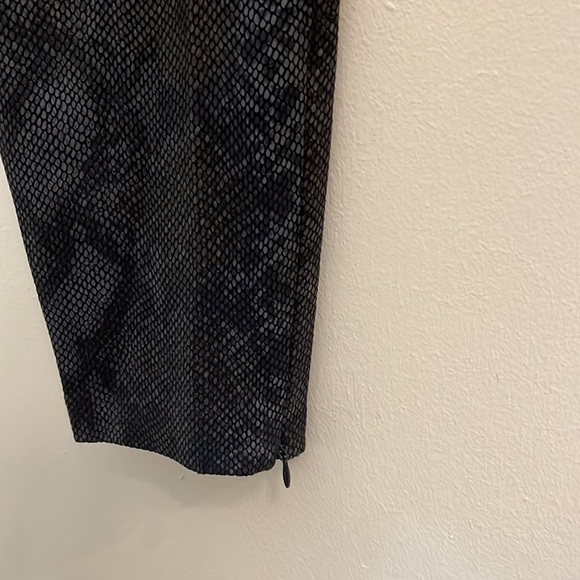 ZARA TRAFALUC LEGGING COLLECTION SNAKE SKIN PANTS SIZE M - Picture 8 of 9